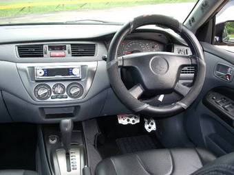 2003 Mitsubishi Lancer Pictures