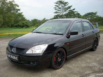 2003 Mitsubishi Lancer Pictures