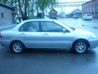 2003 Mitsubishi Lancer Photos