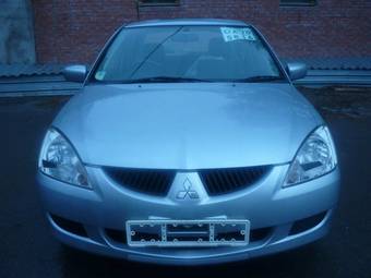2003 Mitsubishi Lancer Photos