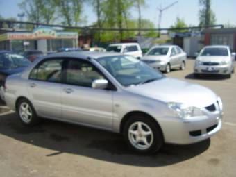 2003 Mitsubishi Lancer Pictures