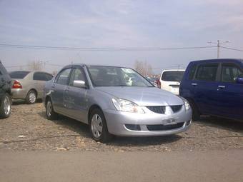 2003 Mitsubishi Lancer Photos