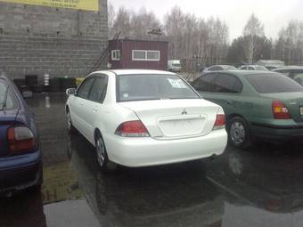 2003 Mitsubishi Lancer Images