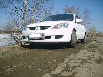 2003 Mitsubishi Lancer Photos