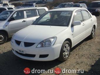 2003 Mitsubishi Lancer Photos