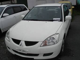 2003 Mitsubishi Lancer Photos