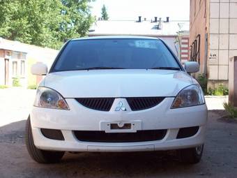 2003 Mitsubishi Lancer Photos