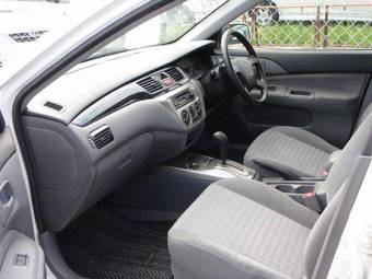 2003 Mitsubishi Lancer Photos