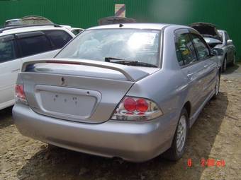 2003 Mitsubishi Lancer Photos