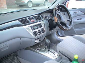 2003 Mitsubishi Lancer Pictures