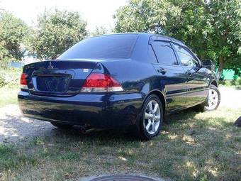 2003 Mitsubishi Lancer Photos