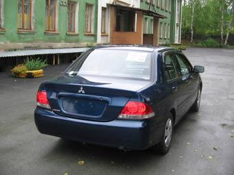 2003 Mitsubishi Lancer Photos