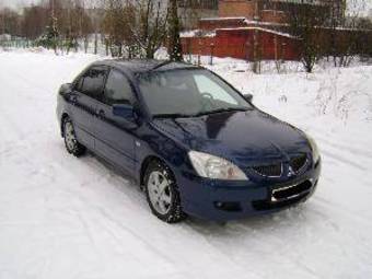 2003 Mitsubishi Lancer Photos