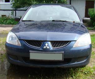 2003 Mitsubishi Lancer Photos