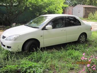 2003 Mitsubishi Lancer Pictures