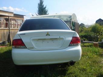 2003 Mitsubishi Lancer Photos