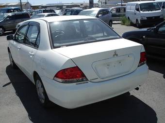 2003 Mitsubishi Lancer Photos