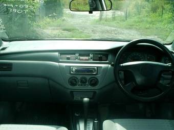 2003 Mitsubishi Lancer Pictures