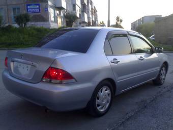 2003 Mitsubishi Lancer Pictures