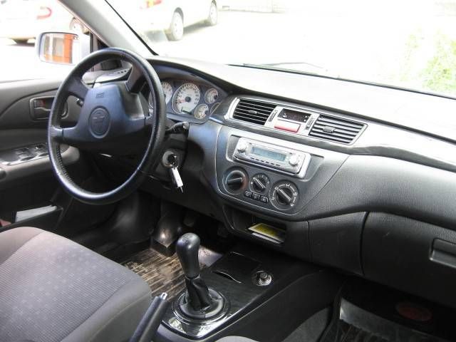 2004 Mitsubishi Lancer