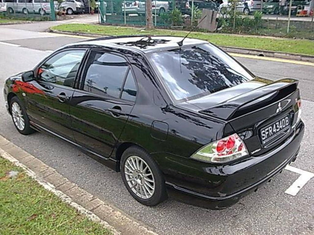 2004 Mitsubishi Lancer