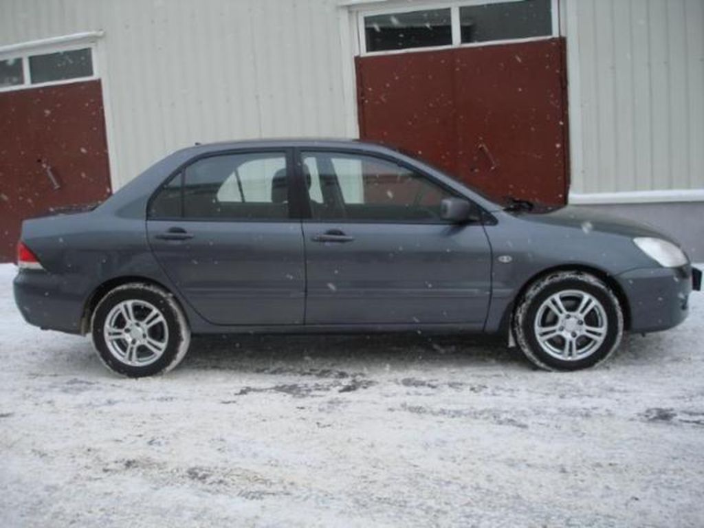 2004 Mitsubishi Lancer