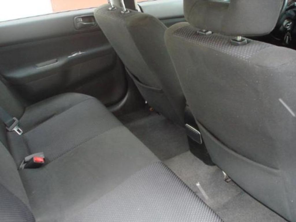 2004 Mitsubishi Lancer