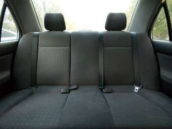 2004 Mitsubishi Lancer Pictures