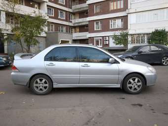 2004 Mitsubishi Lancer Pictures