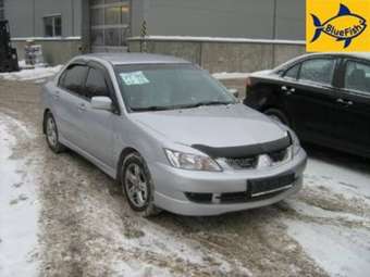 2004 Mitsubishi Lancer Photos