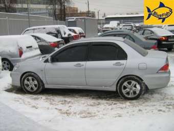 2004 Mitsubishi Lancer Photos