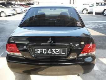 2004 Mitsubishi Lancer Pictures