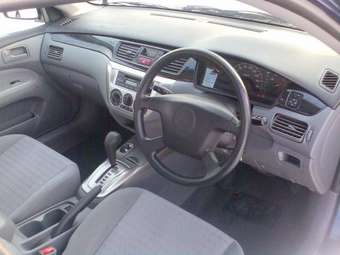 2004 Mitsubishi Lancer Pictures