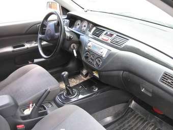 2004 Mitsubishi Lancer Pics