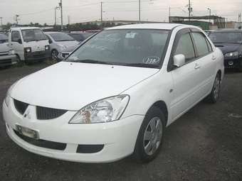 2004 Mitsubishi Lancer Pictures