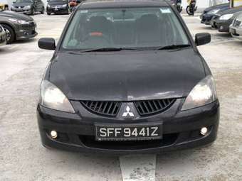 2004 Mitsubishi Lancer Images