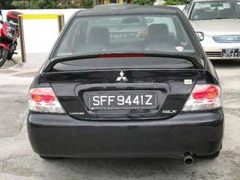 2004 Mitsubishi Lancer Pictures