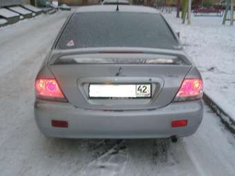 2004 Mitsubishi Lancer Photos