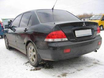 2004 Mitsubishi Lancer Pictures