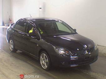 2004 Mitsubishi Lancer Pics