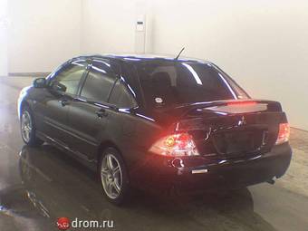 2004 Mitsubishi Lancer Pictures