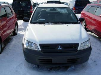 2004 Mitsubishi Lancer Pictures