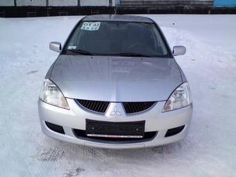 2004 Mitsubishi Lancer Pics