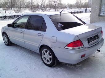 2004 Mitsubishi Lancer Pictures