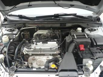 2004 Mitsubishi Lancer Pictures