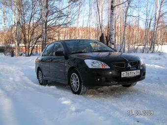 2004 Mitsubishi Lancer Photos