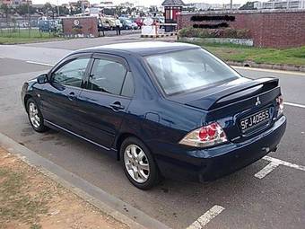 2004 Mitsubishi Lancer Pictures
