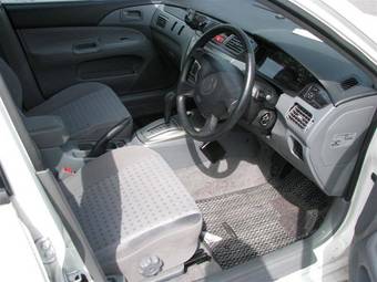 2004 Mitsubishi Lancer Pictures