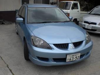 2004 Mitsubishi Lancer Photos