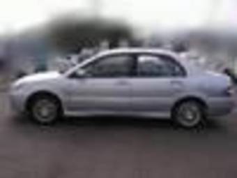 2004 Mitsubishi Lancer Pictures